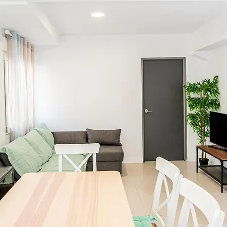 Catedral Reina Apartment *
