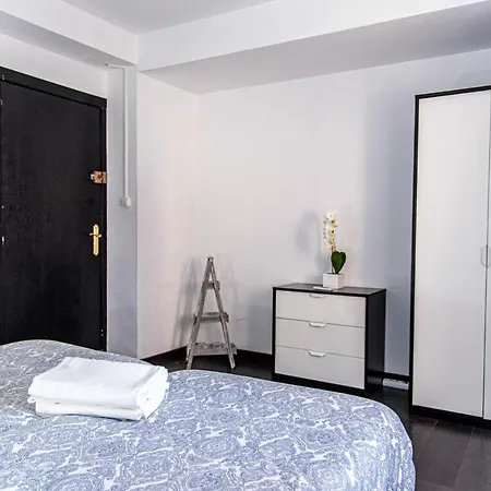 Apartment Catedral Reina *